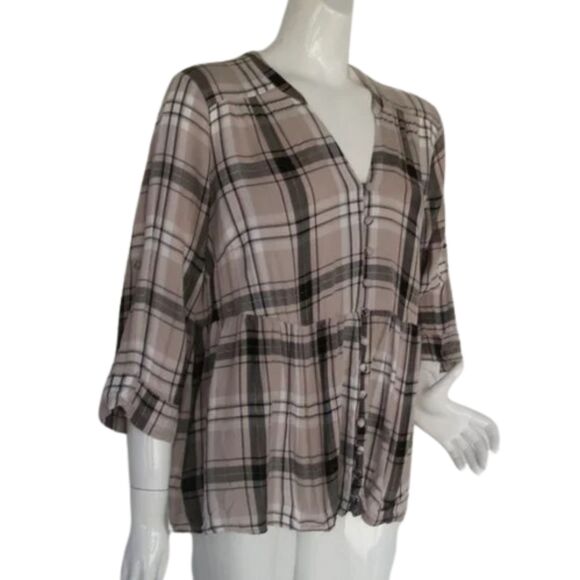 TORRID Top, 2/2XL, Tan Plaid, Roll Cuffs/Strap, Cloth covered buttons - Picture 3 of 12